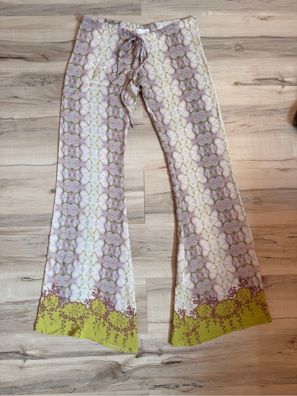 Alexis Silk wide pants - Picture 2 of 6
